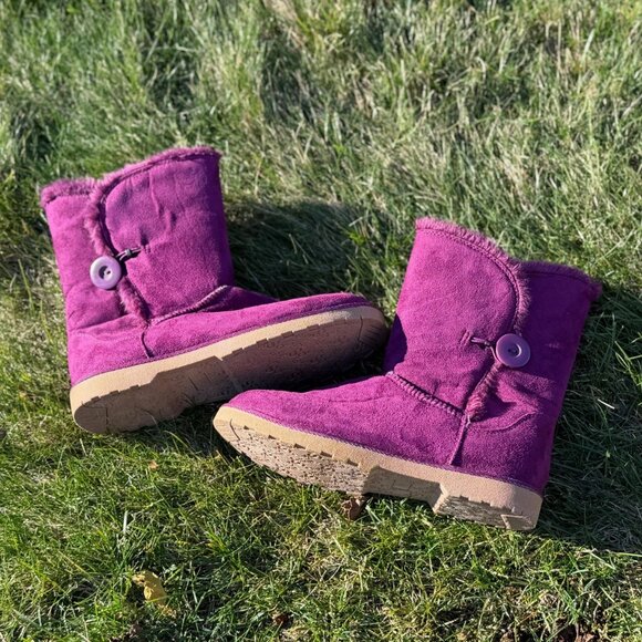 Like new! Cute Purple Faux Suede Calf-Height Boots - Size 9 - Picture 3 of 6